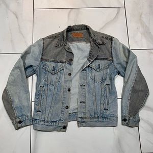 Vintage 80s Levis Distressed Denim Jean Jacket Washed and Black denim Lining
